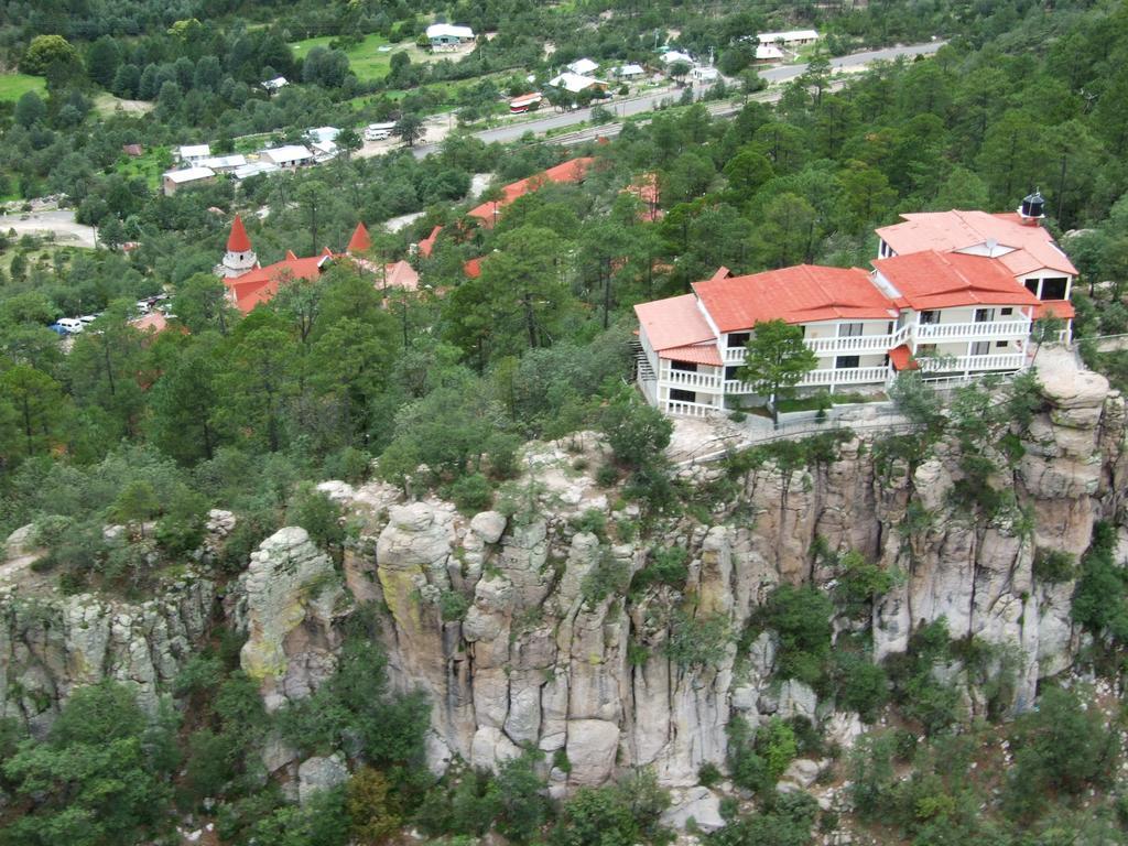 Hotel Mansion Tarahumara Areponapuchi Exterior photo